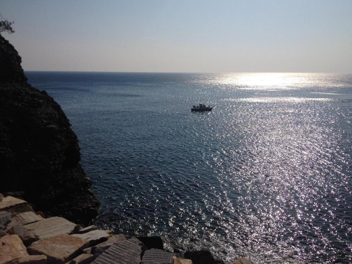Il Mare In Piazza Apartment Albisola Superiore Bagian luar foto